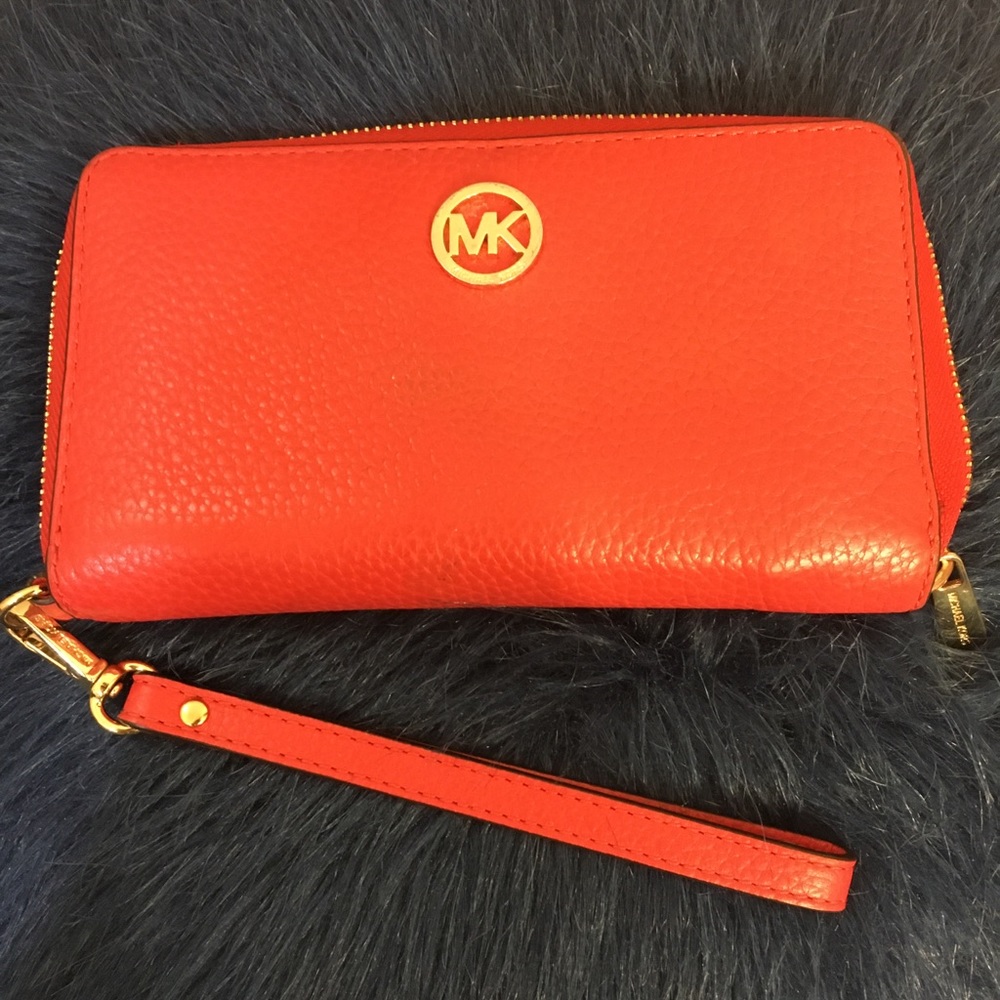 Michael Kors Wristlet